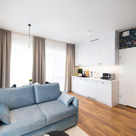 B85 Suites Варшава Екстериор снимка