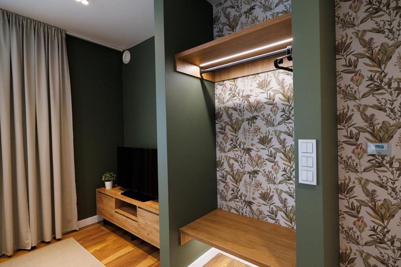 B85 Suites Варшава Екстериор снимка