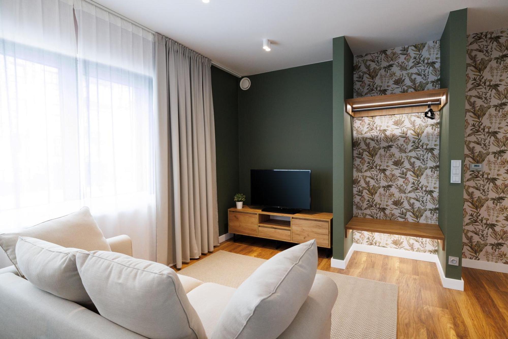 B85 Suites Варшава Екстериор снимка