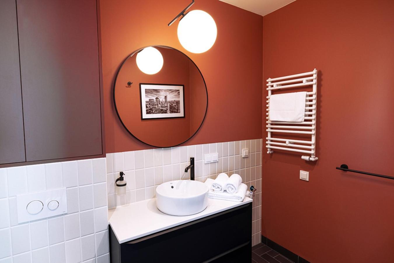 B85 Suites Варшава Екстериор снимка